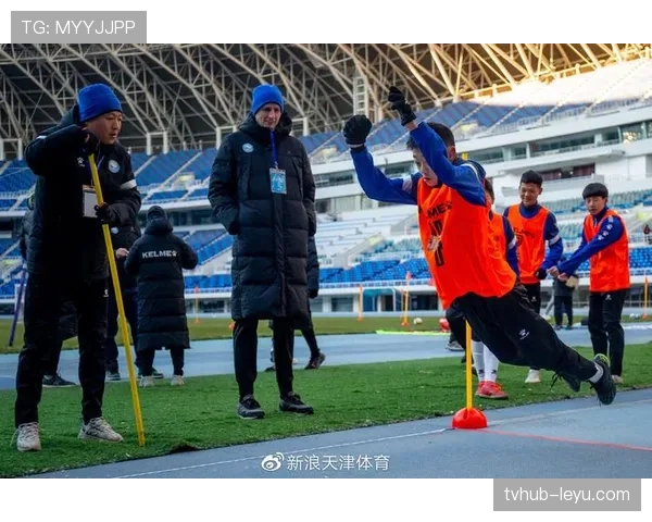 新一代足球希望之星闪耀全球，青年才俊引领未来绿茵新潮流