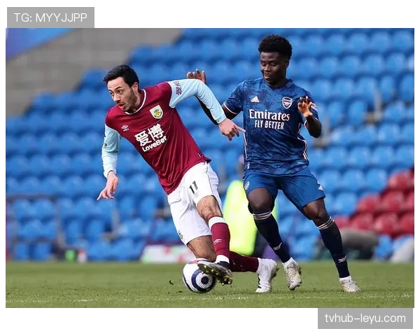 奥坎波斯边路突破建功,助球队斩获关键胜利 奥坎波斯边路突破建功,助球队斩获关键胜利