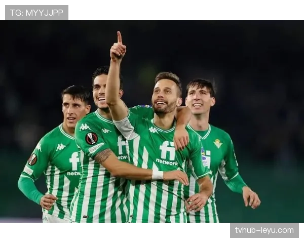 西甲新帅萨拉比亚上任后球队状态回暖，表现值得关注