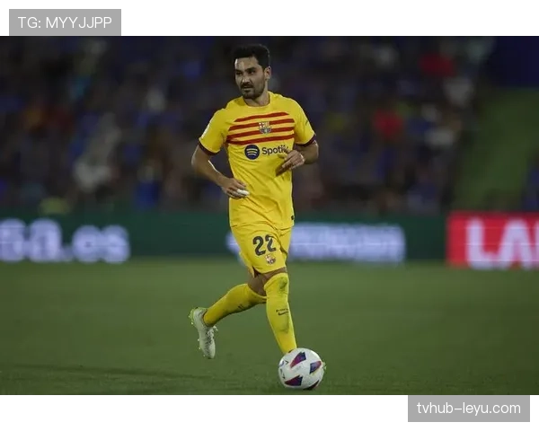 B费 vs 京多安：中场组织与进攻参与度对比