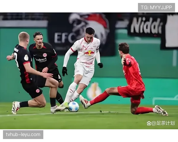 阿森纳关键比赛表现不稳：争冠形势承压，近期走势面临考验